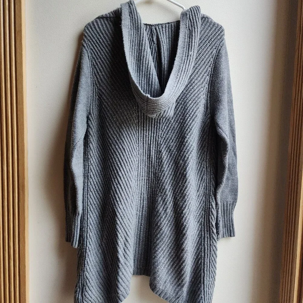 A New Day Gray Open Cardigan Size Medium